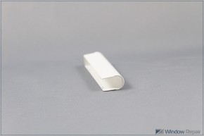 Abdeckkappe für Eckband / Einbohrband weiß
